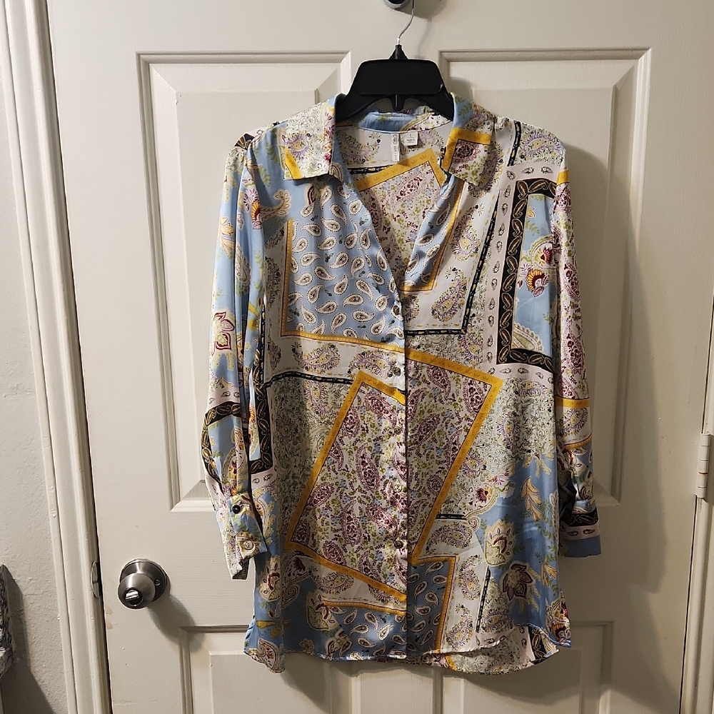 Cato Women's Blue and Yellow Paisley Button Down Shirt